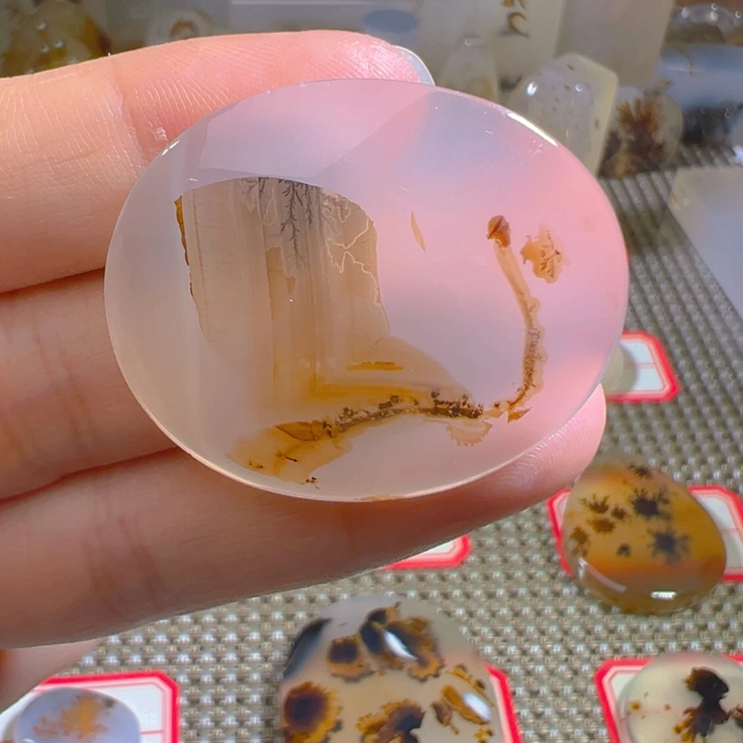 玛瑙/玉髓颈饰未镶嵌