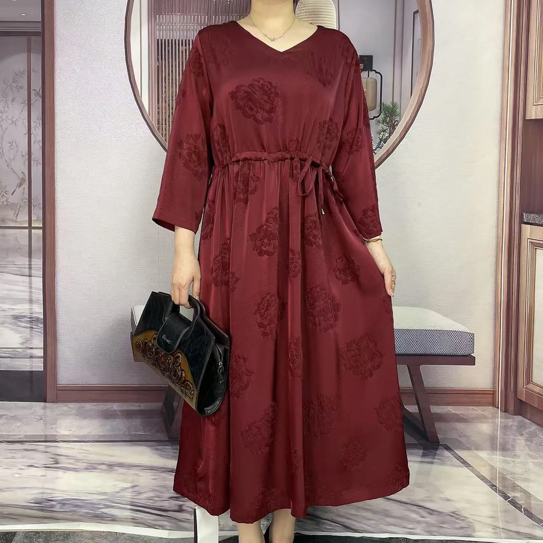 Q20087暗花纹抽绳连衣裙