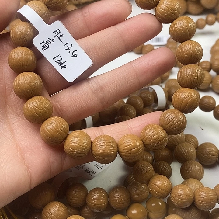 大叶紫檀（黑酸枝木类）老树聚宝盆