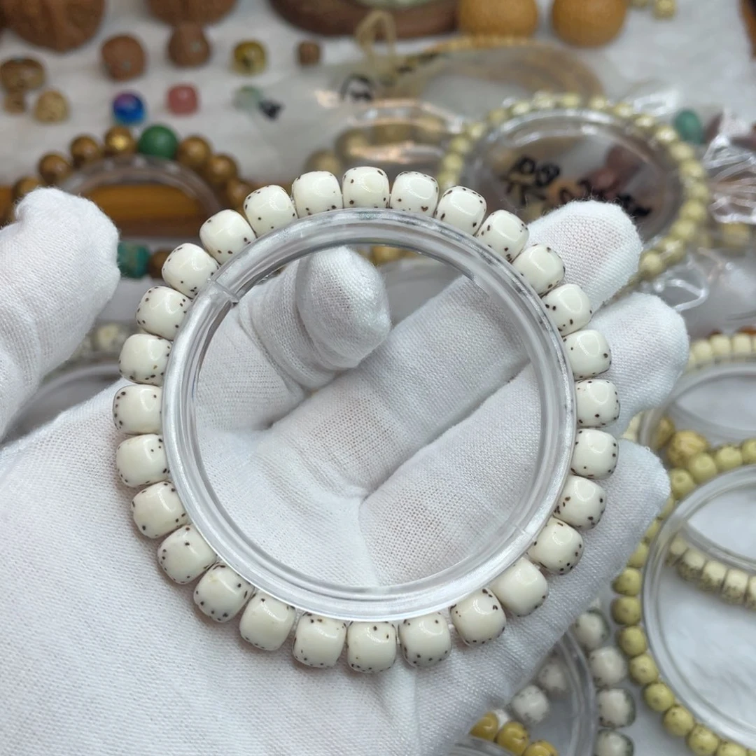 星月菩提手串8/7石玉河豚