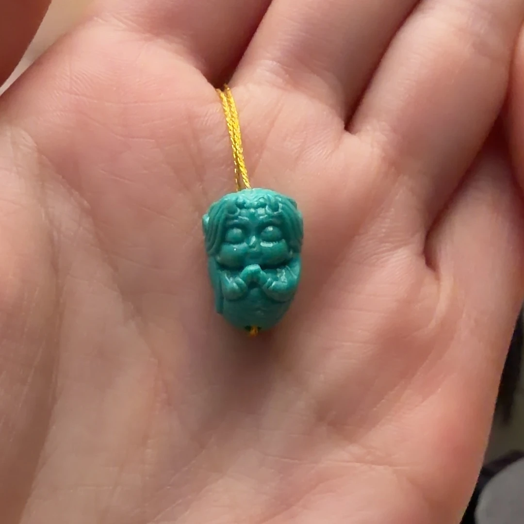 绿松石未镶嵌颈饰