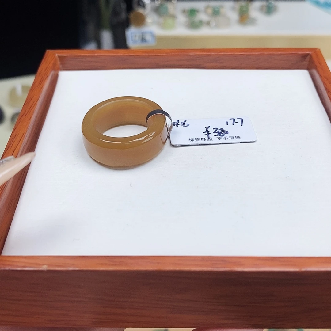 黎***黎和田玉未镶嵌戒圈专拍3-17.7内径