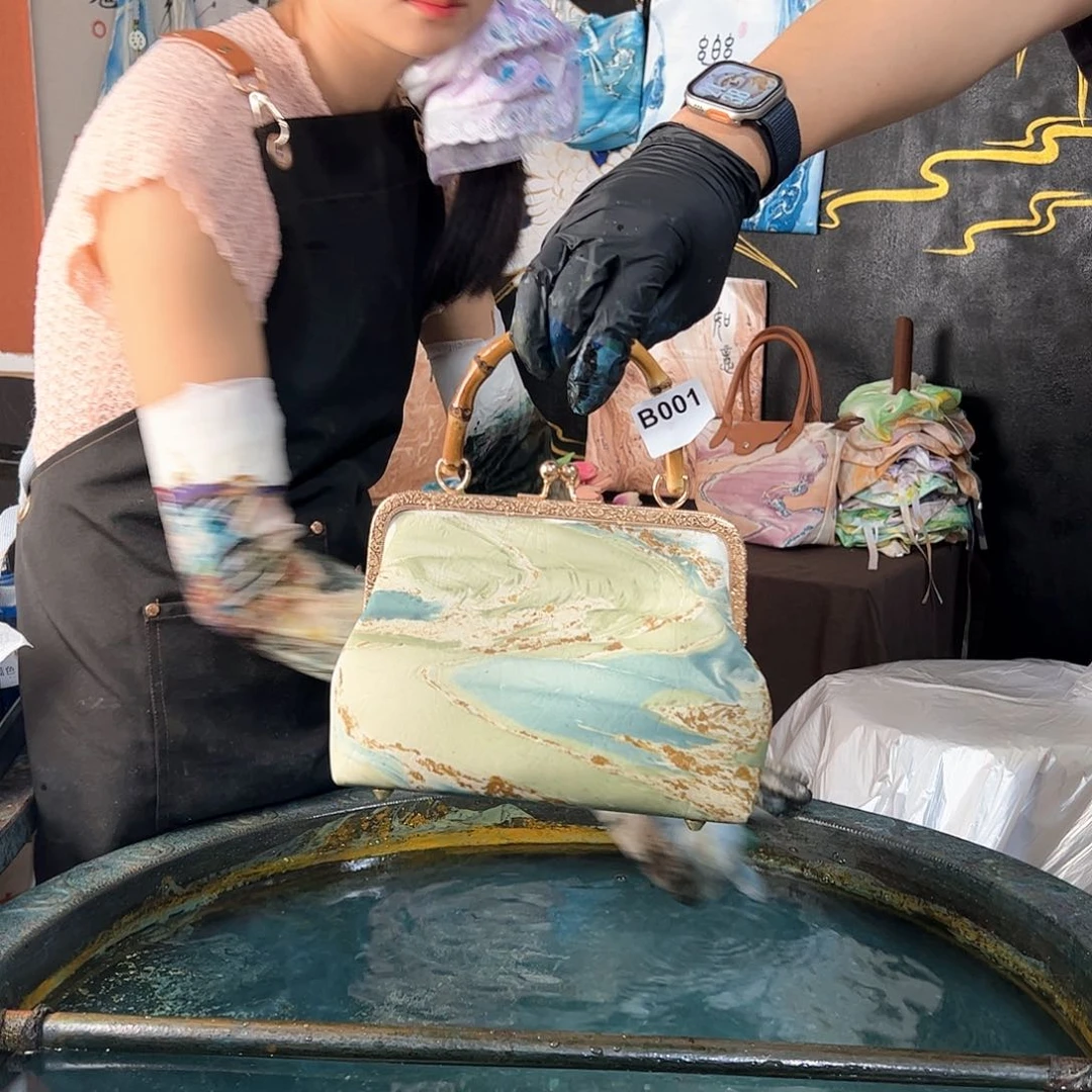 001宫廷竹节包荷塘月色