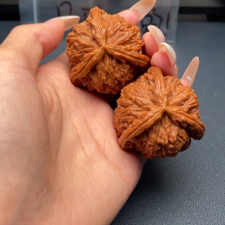 *****吊坠文玩核桃白狮子