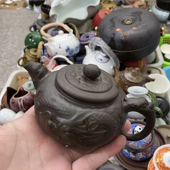 陶瓷艺术品及陶瓷壶
