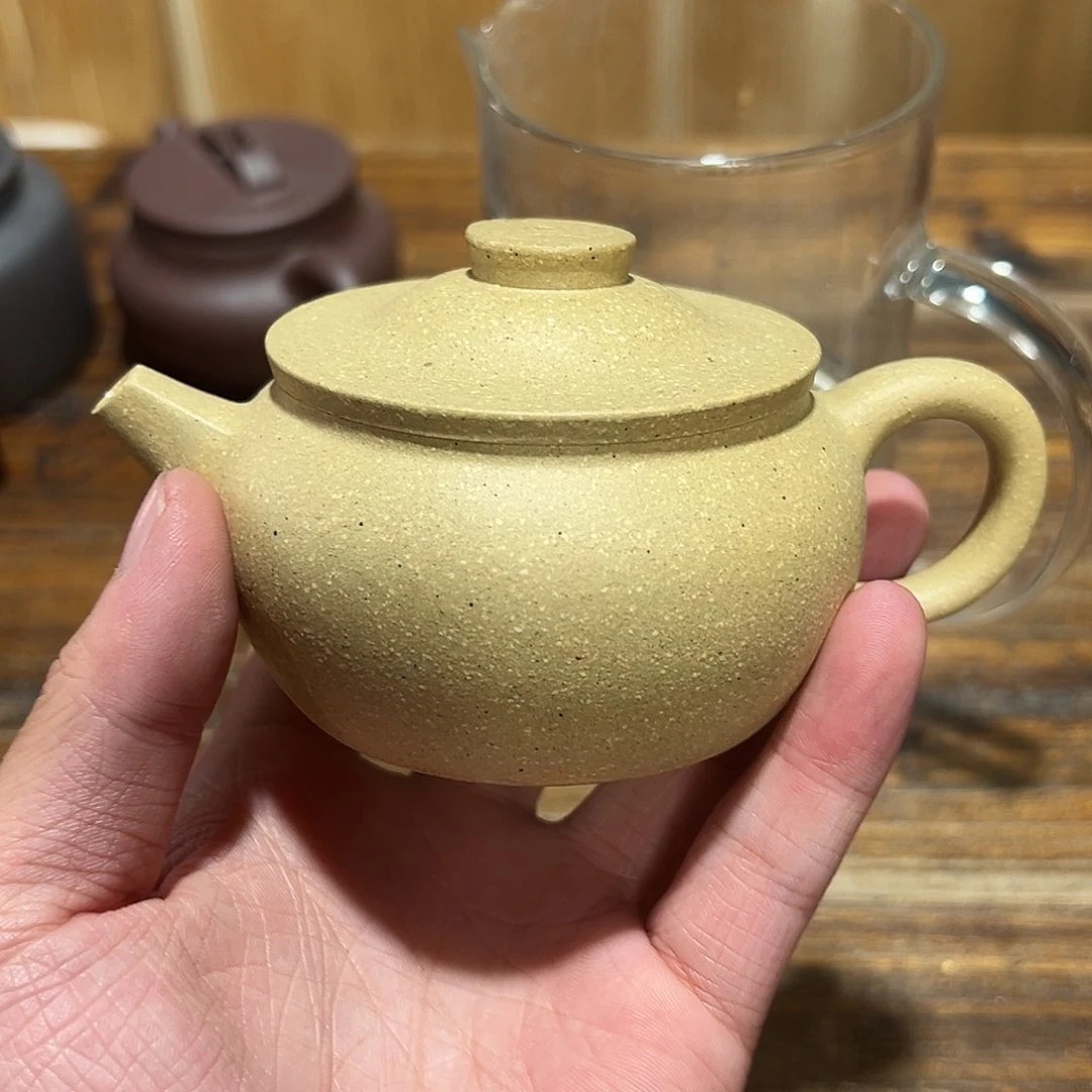 茶壶紫砂紫砂的味道很
