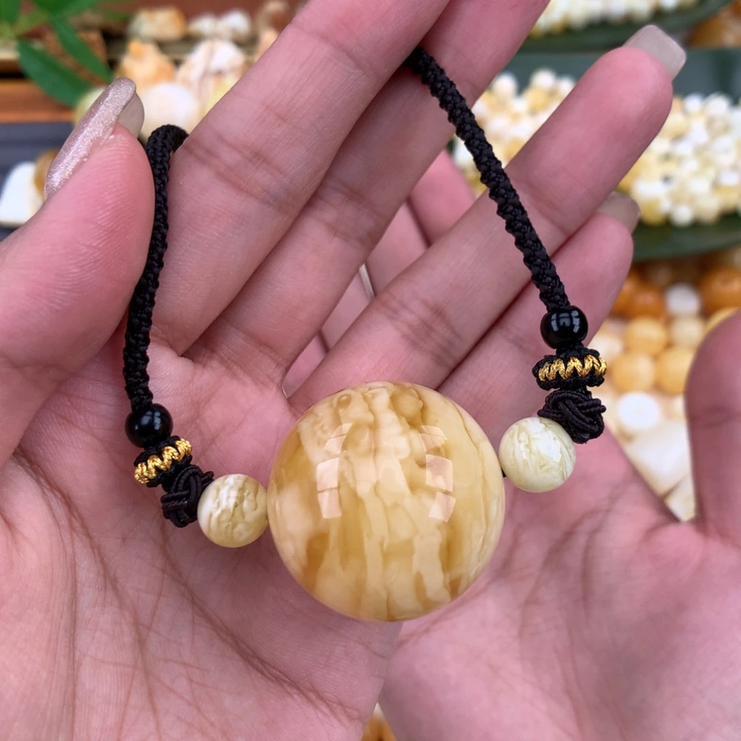 琥珀珠宝奇石未镶嵌中*通