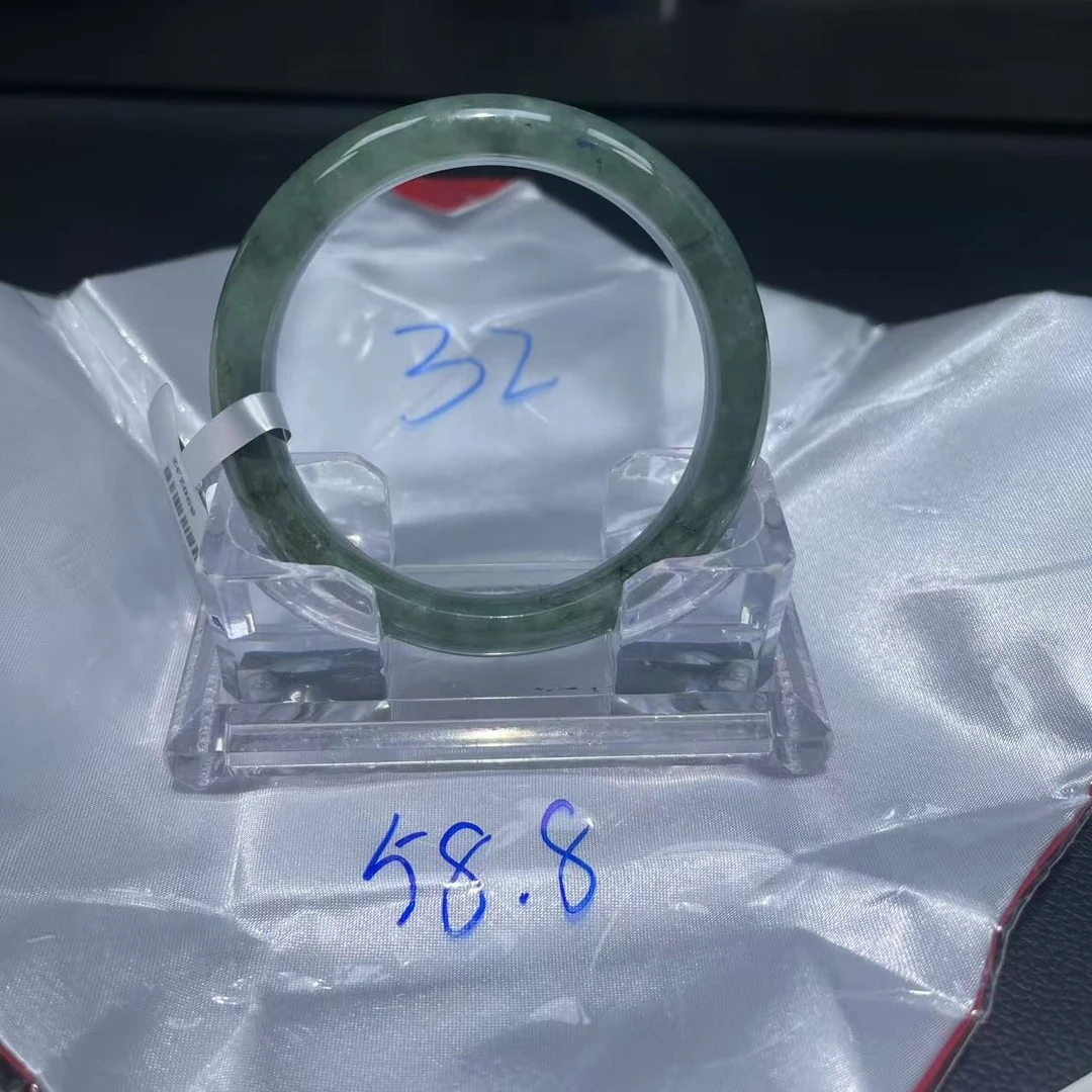 毛货手镯需精细抛光/32