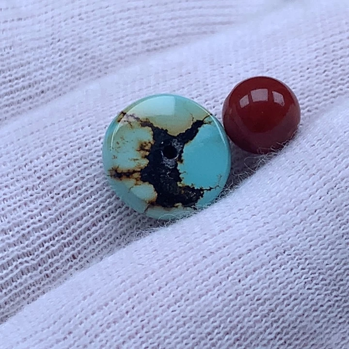 南红玛瑙未镶嵌珠宝奇石