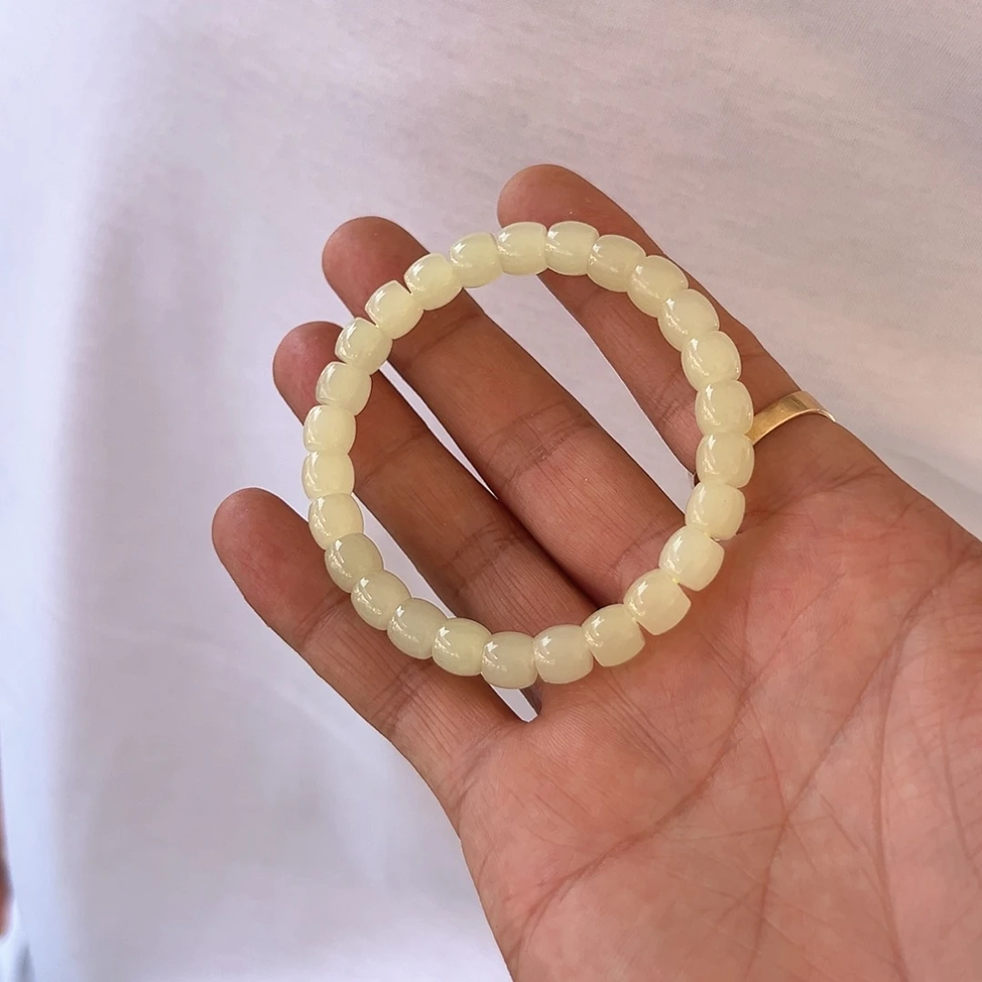 和田玉手镯未镶嵌毕业收藏级巨漏柠檬黄