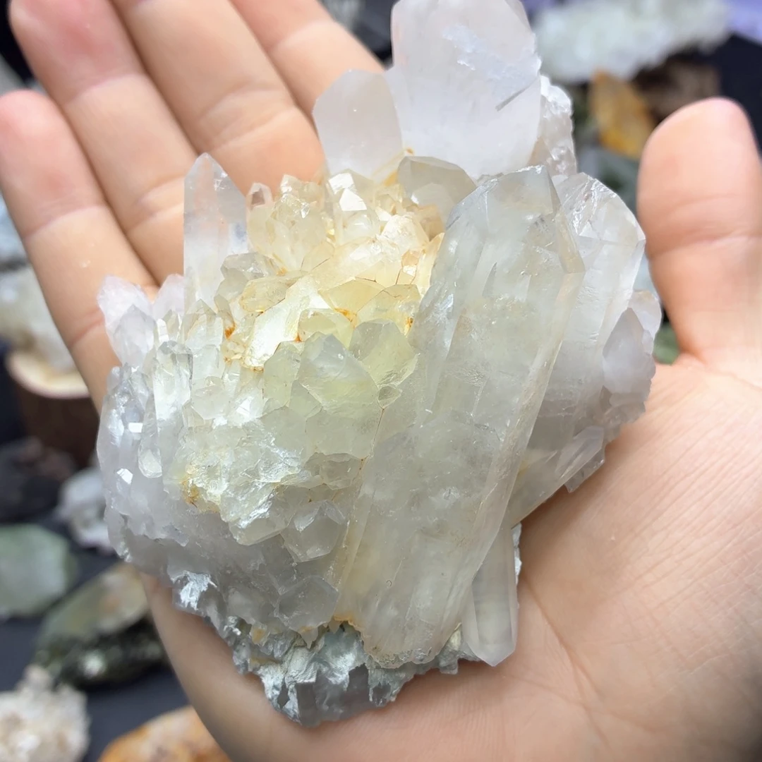 石材超美白水晶簇