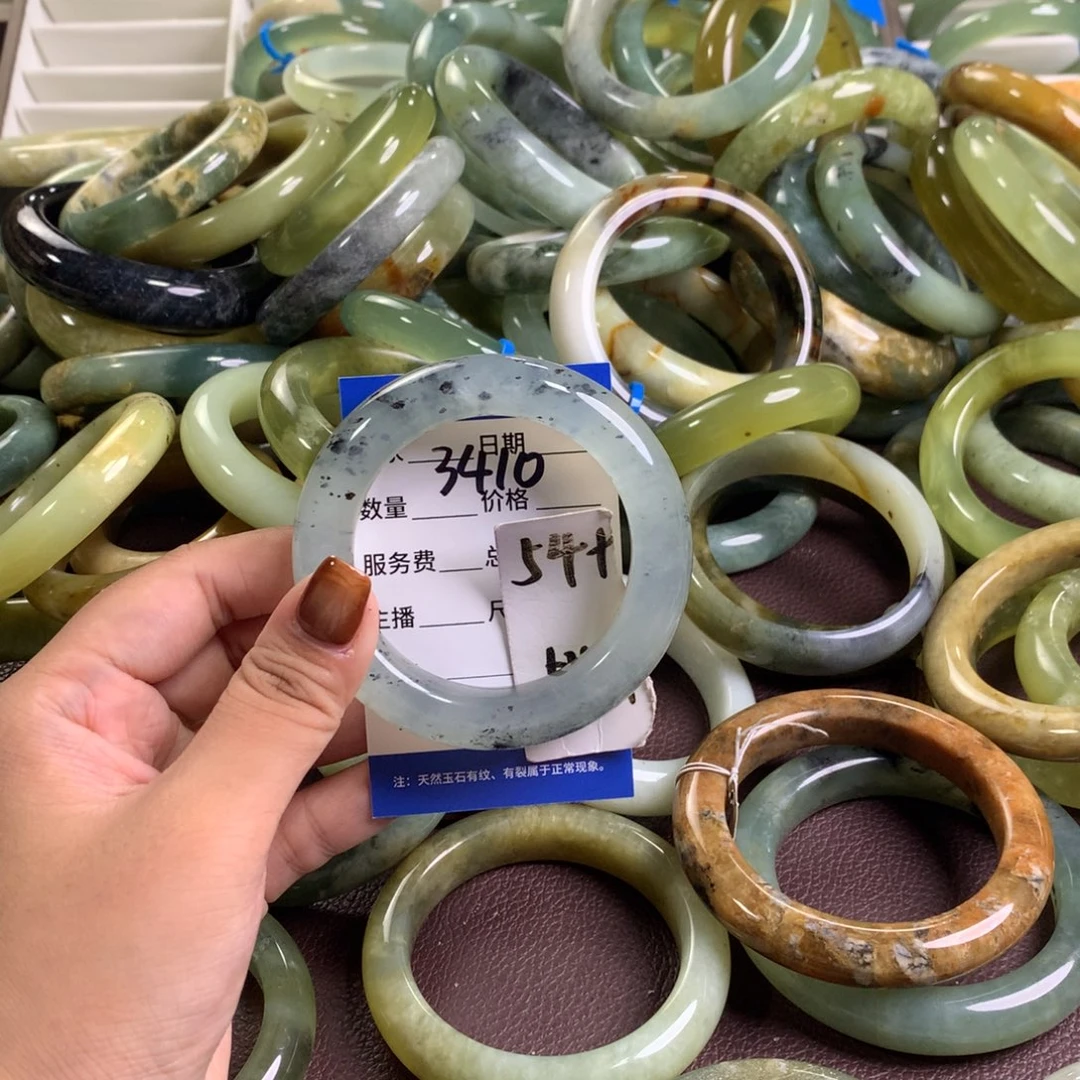 未镶嵌蛇纹石玉手镯3410