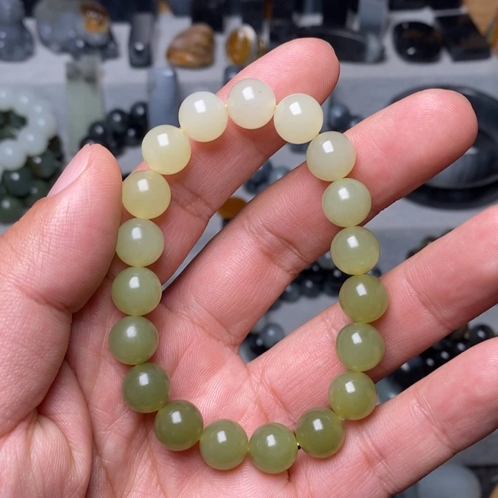 和田玉（黄玉）未镶嵌颈饰