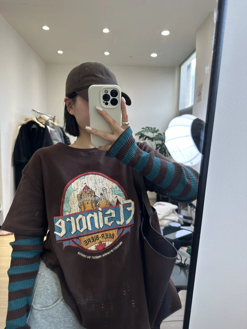 《小鹿乱撞》复古圆领卡通假两件T女