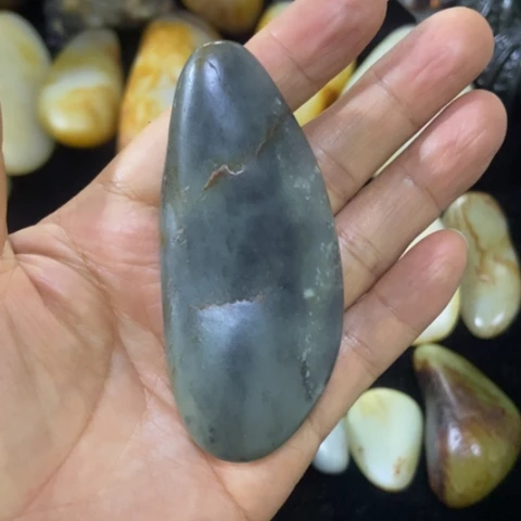 未镶嵌和田玉（糖玉）车挂