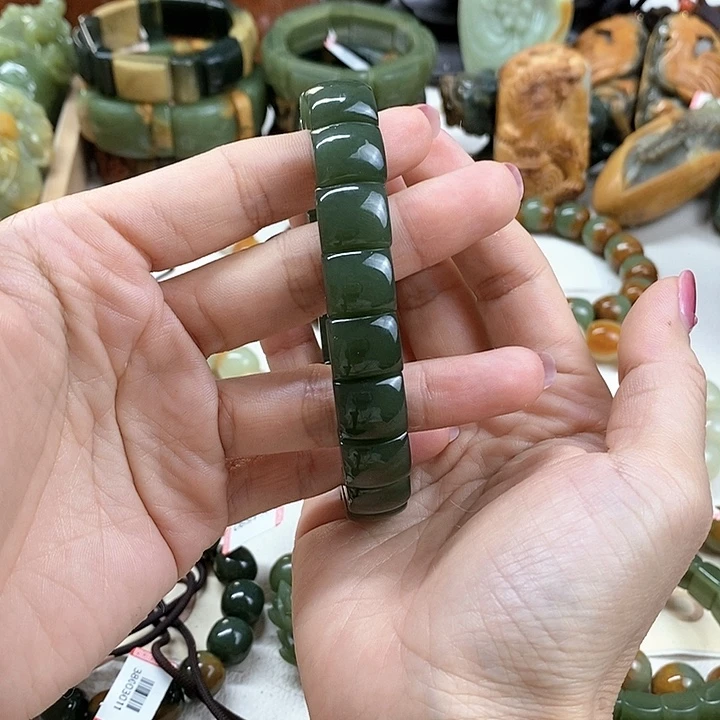 未镶嵌手链和田玉闲**鹤