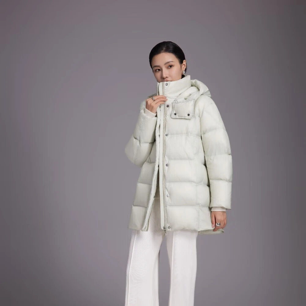 2025新款羽绒服女简约纯色百搭保暖休闲外套106