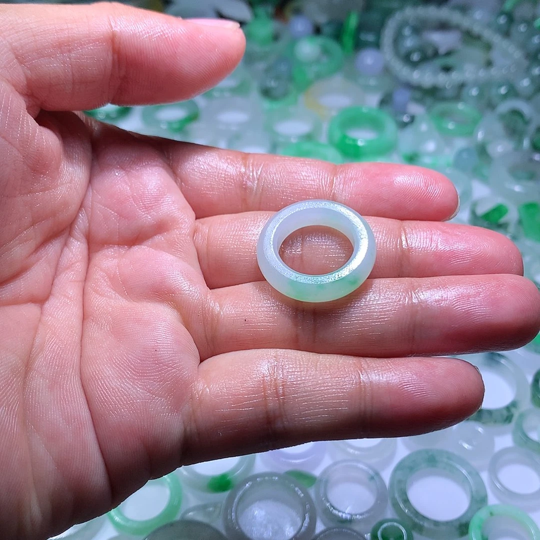 未镶嵌定制翡翠纯**乐