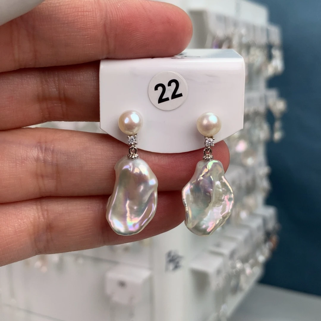 咦***？无非金属巴洛克花瓣耳饰