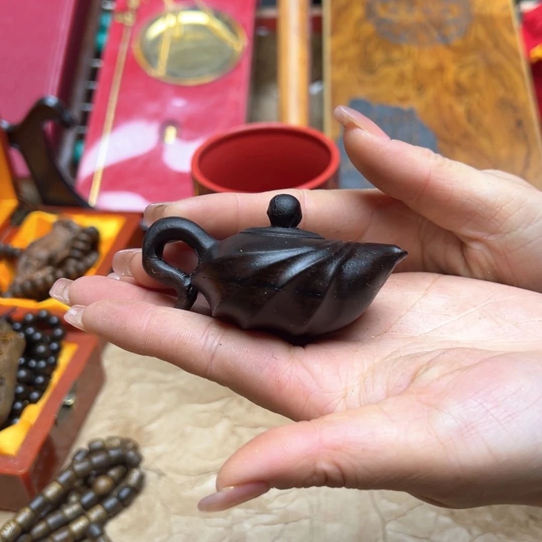 大叶紫檀（黑酸枝木类）