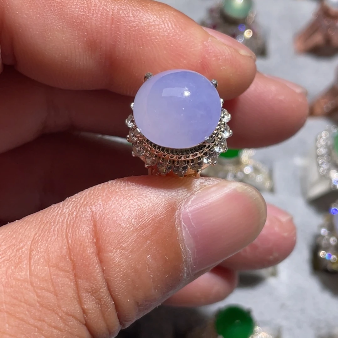 翡翠配石冰粉紫蛋面铜托