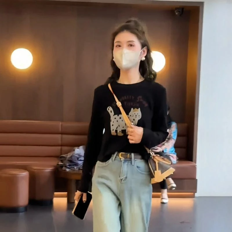 2024新款秋装时尚卡通猫咪印花双面德绒长袖t恤修身内搭打底衫女