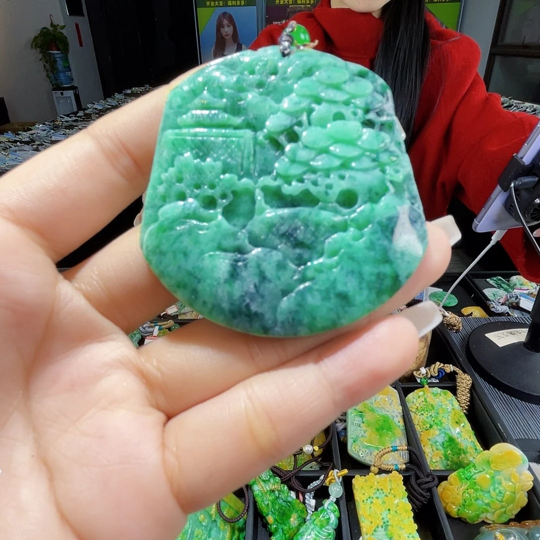 颈饰未镶嵌翡翠一