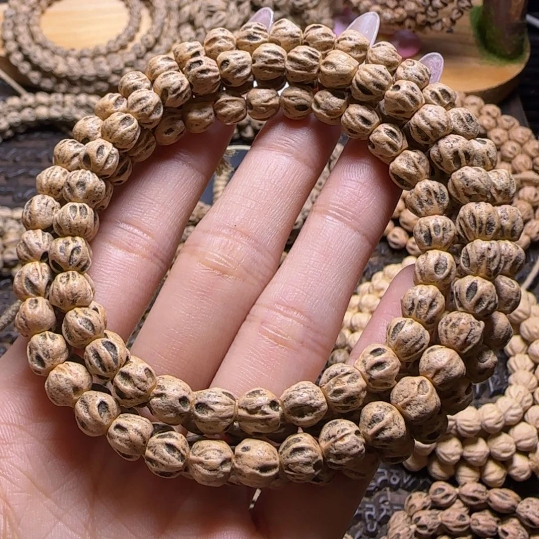 吊坠柏香籽/百香籽啊****?