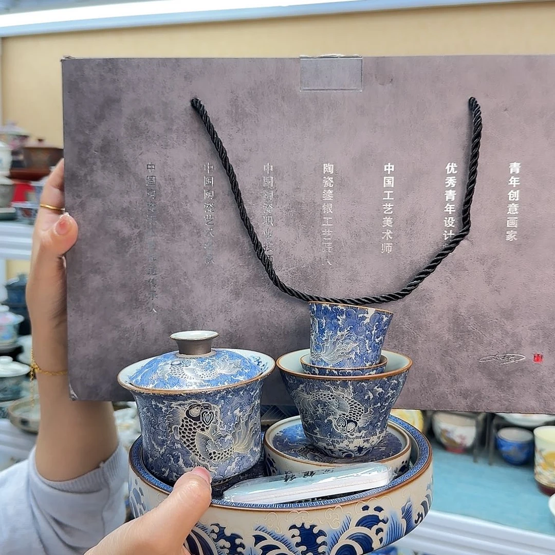 我们都在等你呢啊哈哈