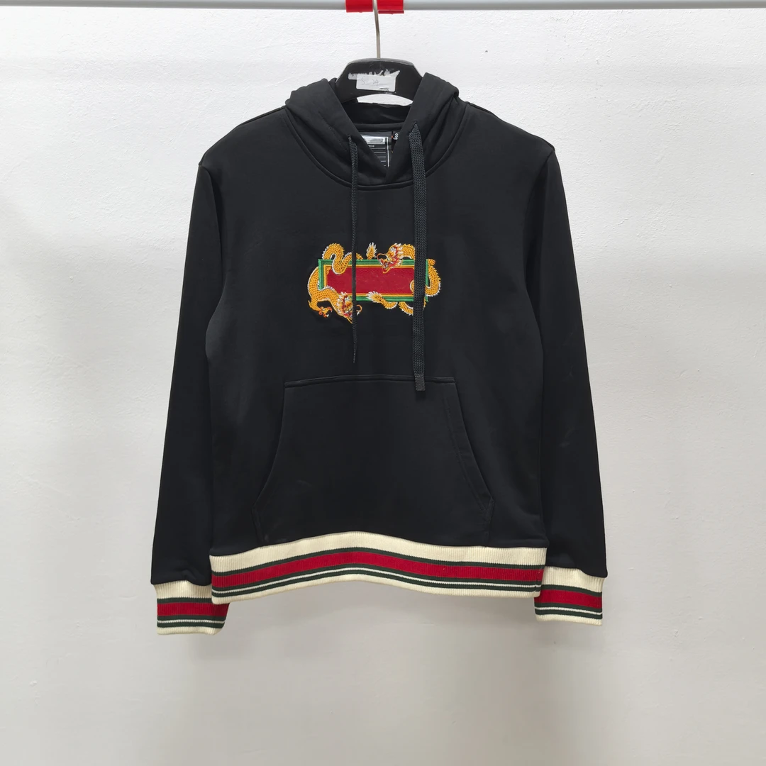 男士长袖运动时尚休闲百搭黑色连帽经典印花潮流卫衣