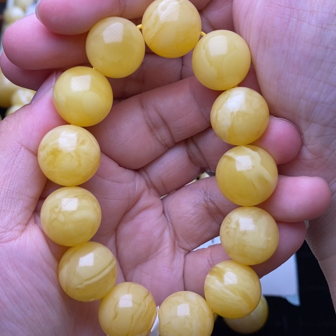 琥珀未镶嵌裸石52