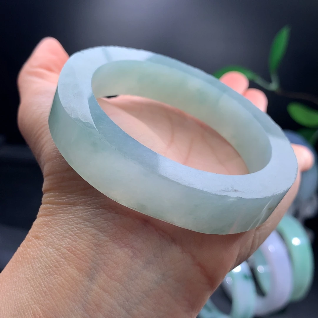 定制翡翠手镯未镶嵌