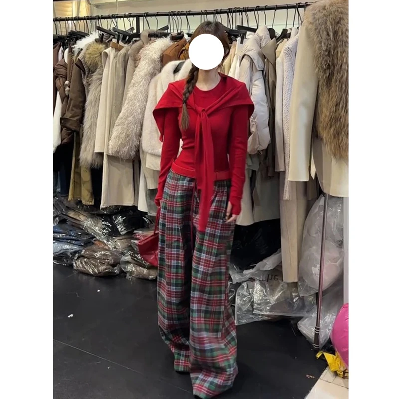 2025秋冬新款圣诞新年氛围感加绒长袖红色披肩百搭长裤三件套女