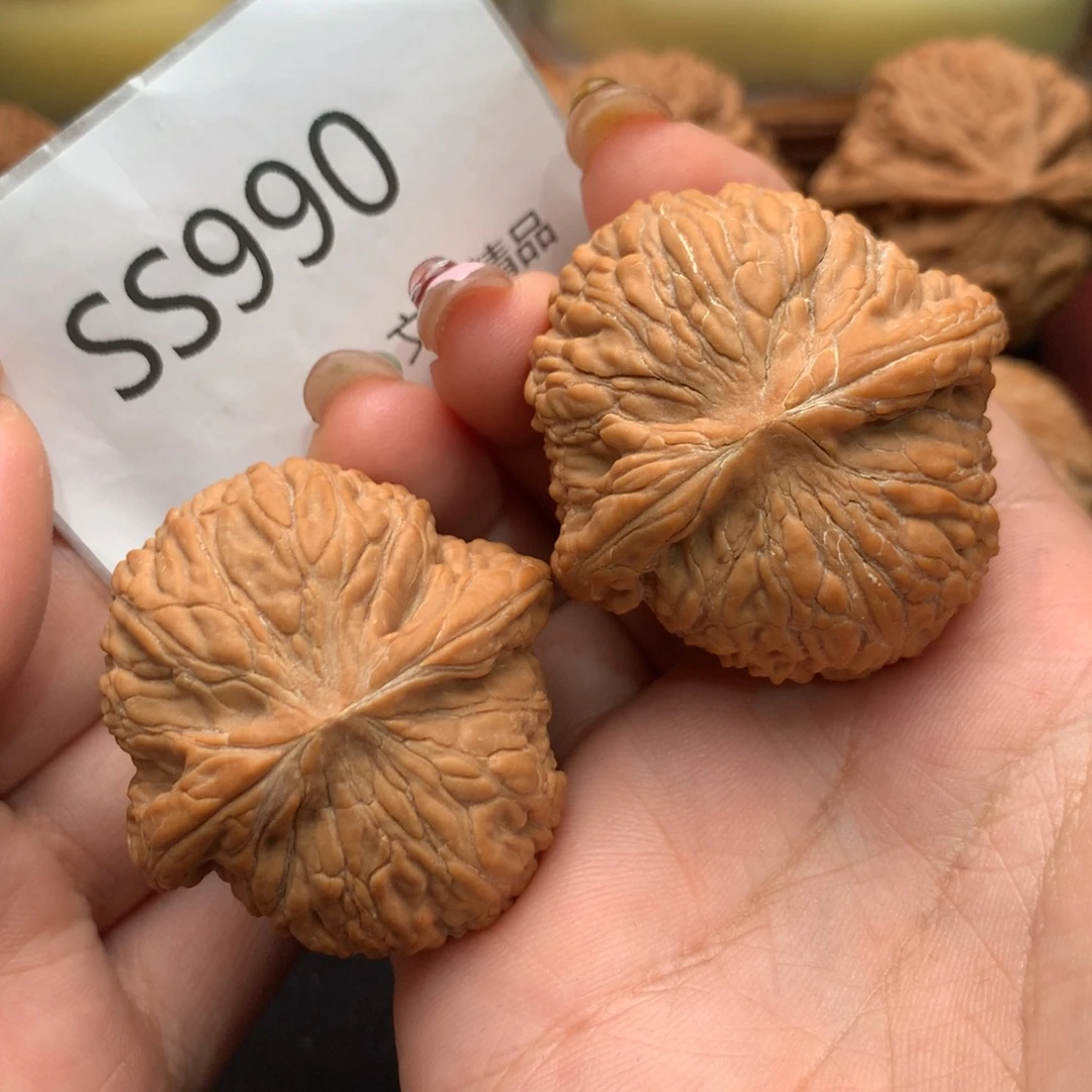 把件文玩核桃全品绣球42