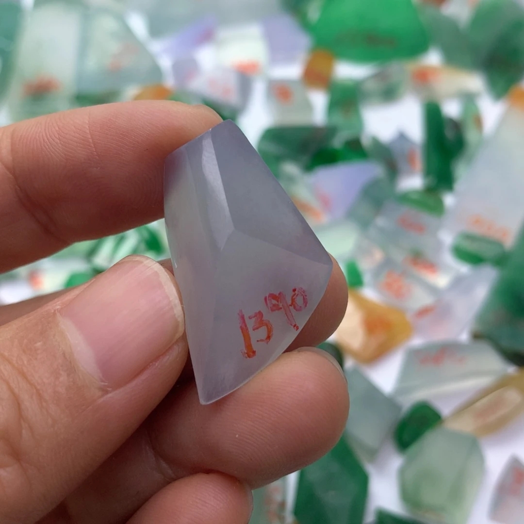 定制翡翠未镶嵌天然翡翠