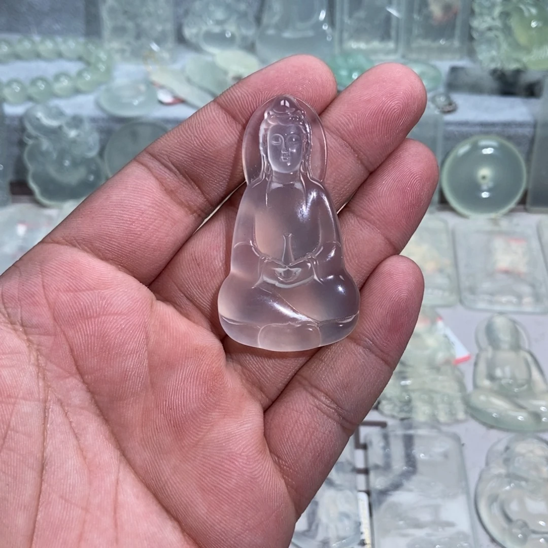 近***岸蛇纹石玉未镶嵌颈饰