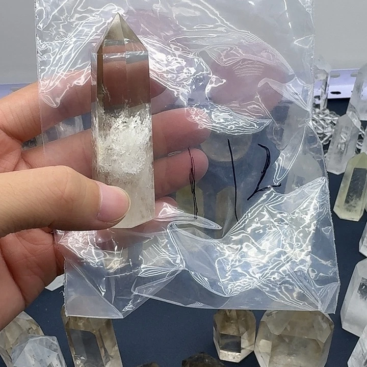 水晶摆件未镶嵌天然水晶