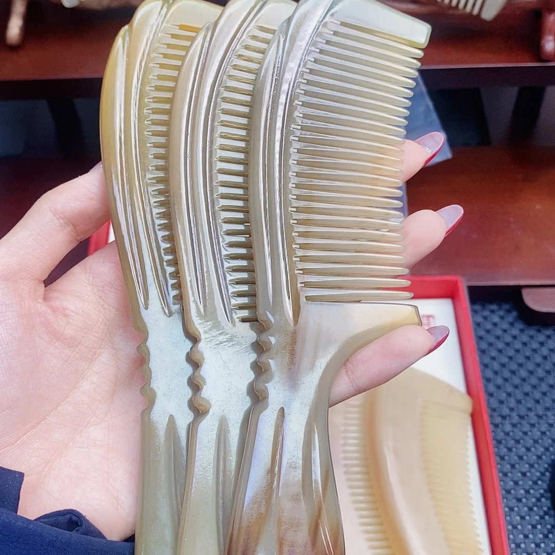 纯手工制作纯牛角梳子