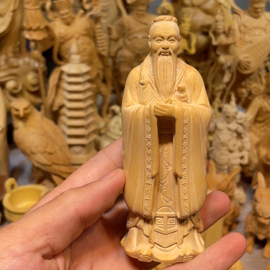 黄杨木瑕疵孔子摆件