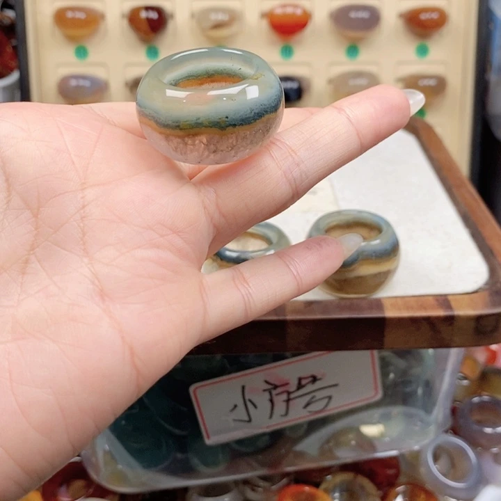 未镶嵌戒指玛瑙/玉髓n**n