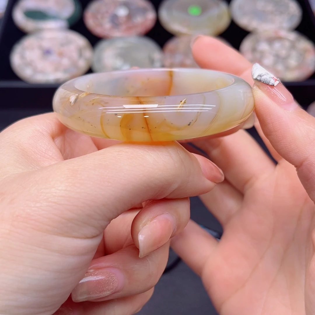 玛瑙/玉髓未镶嵌手镯54