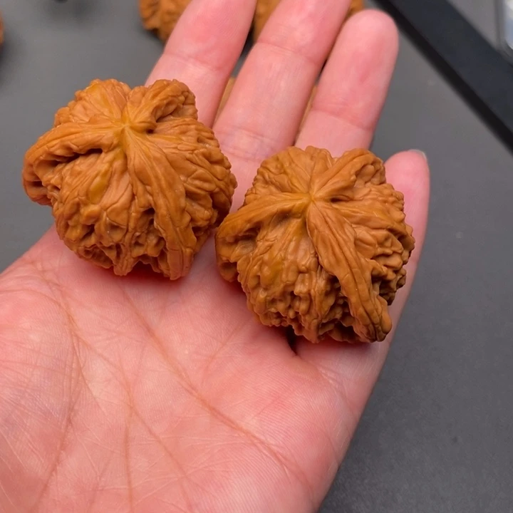 文玩核桃吊坠王*然