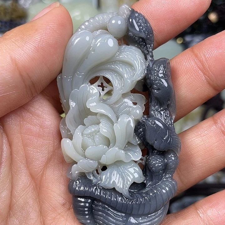 和田玉未镶嵌挂件