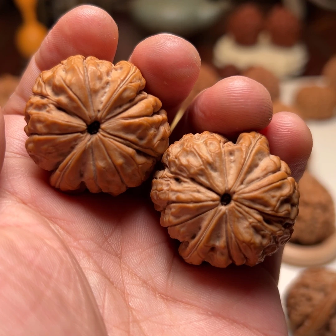 文玩核桃把件36甲骨文