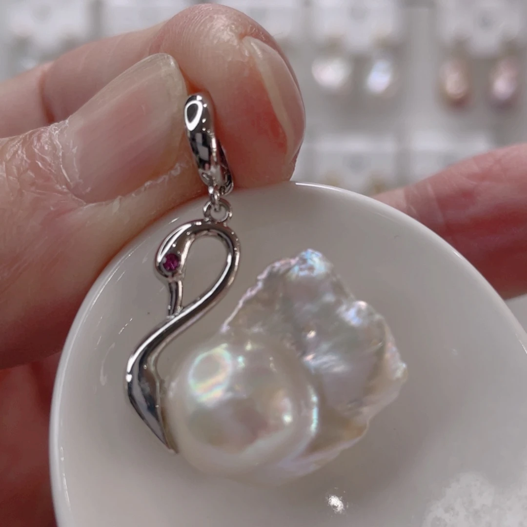 颈饰未镶嵌淡水珍珠