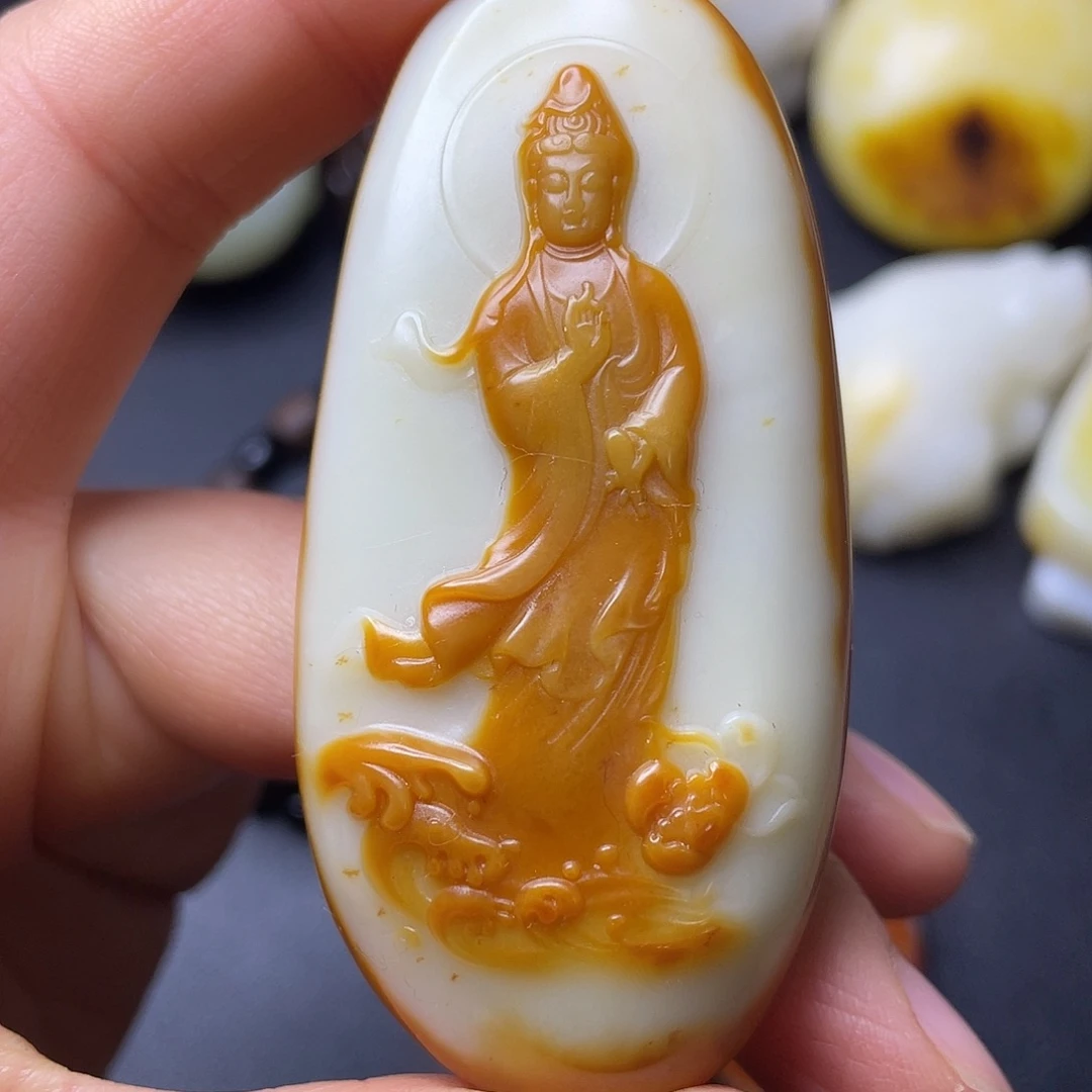 和田玉未镶嵌挂件