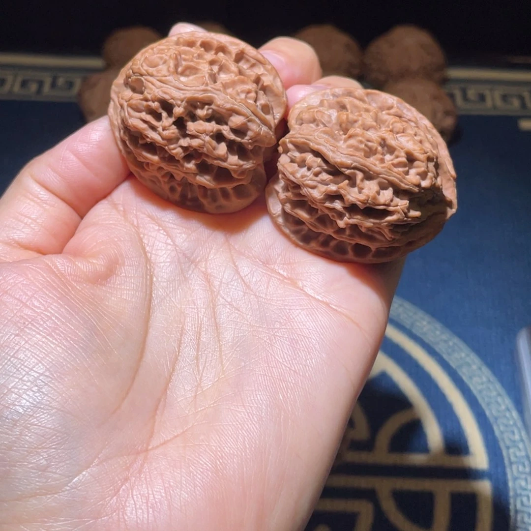 文玩核桃吊坠蘑**森6号41尺苹果园全品无修