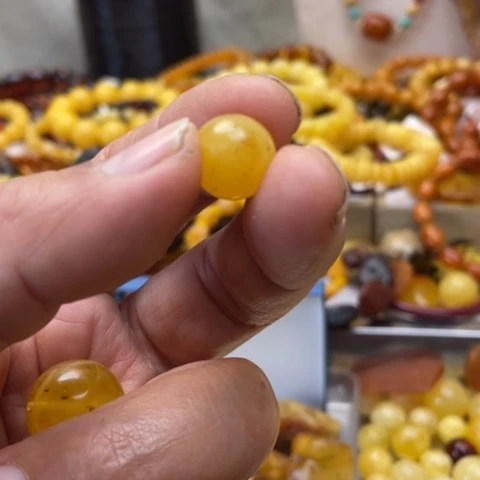 手串琥珀未镶嵌吊坠