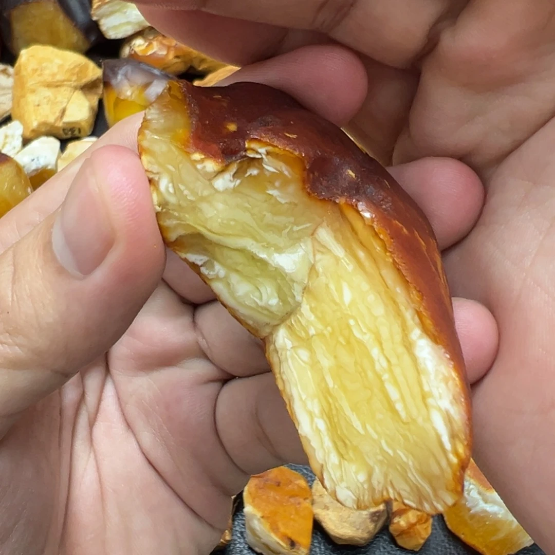 未镶嵌定制琥珀加*中蜜蜡
