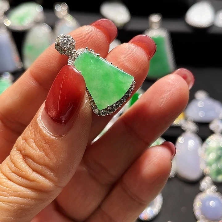 翡翠银S925镶嵌颈饰